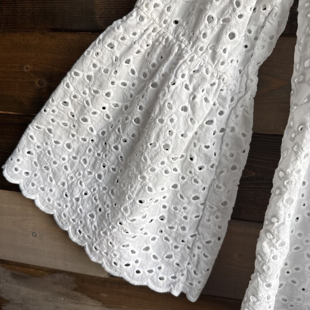 Velvet by Graham & Spencer White Cotton Eyelet Bell Sleeve Top M Romantic Boho - Picture 3 of 12